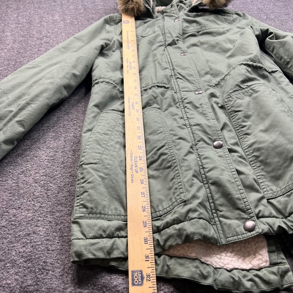 Gap Parka Womens Medium Olive Green Sherpa Faux Fur Hooded Jacket 704423-01 - Picture 3 of 16